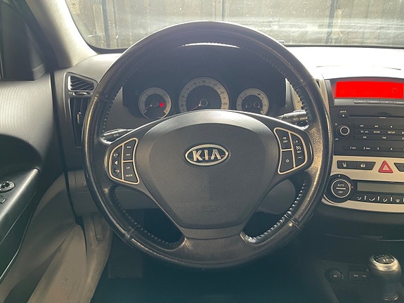 Kia Ceed 11 of 12
