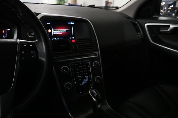 Volvo XC60 19 of 25