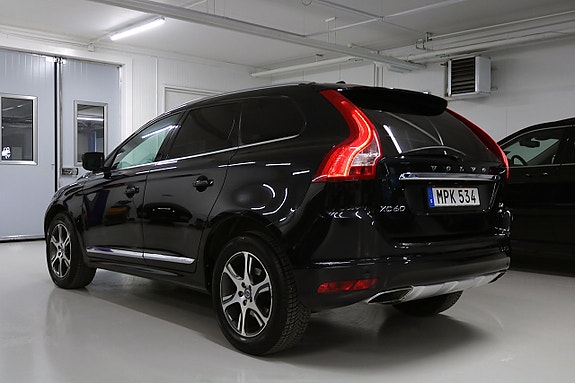 Volvo XC60 6 of 25