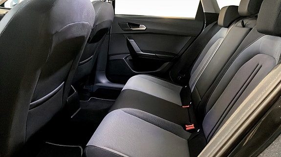 Seat Leon 11 of 12