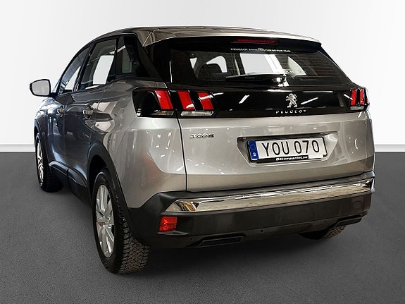 Peugeot 3008 2 of 5