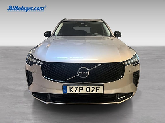 Volvo XC90 4 of 8