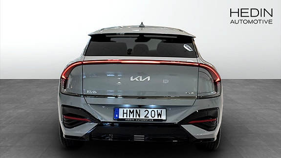 Kia EV6 5 of 17