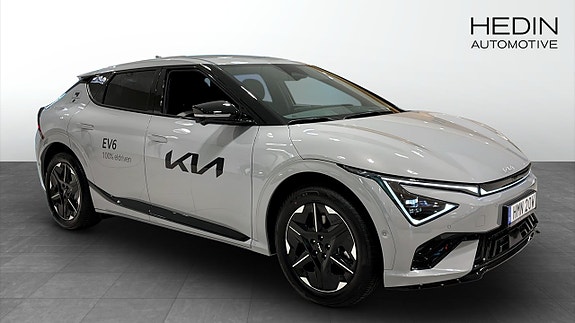 Kia EV6 3 of 17