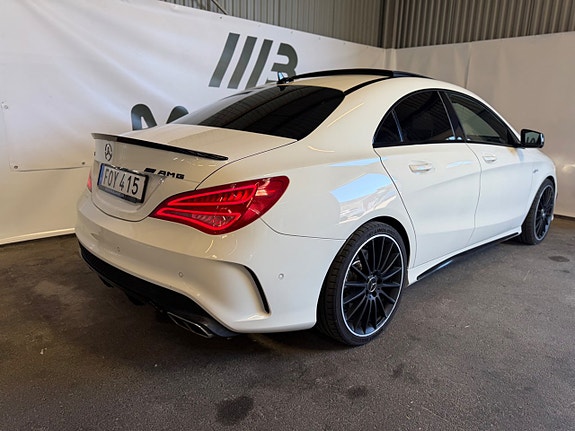 Mercedes-Benz CLA45 6 of 22