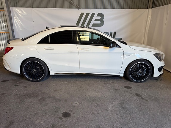 Mercedes-Benz CLA45 7 of 22