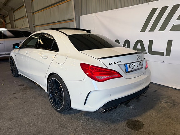 Mercedes-Benz CLA45 4 of 5