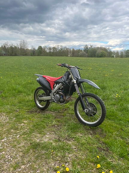 Honda CRF450R 4 of 5