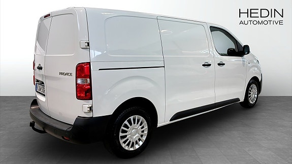 Toyota Proace 2 of 5