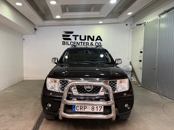 Nissan Navara 2 of 5