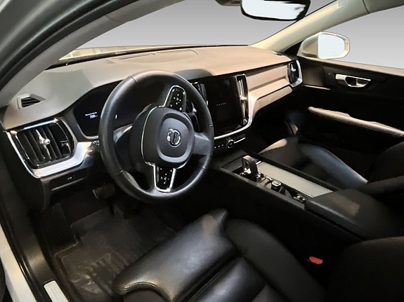Volvo V60 Cross Country 7 of 7