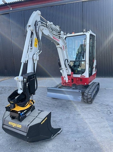 Takeuchi TB 225 / EC204 / MIG 2 / S40 3 of 5