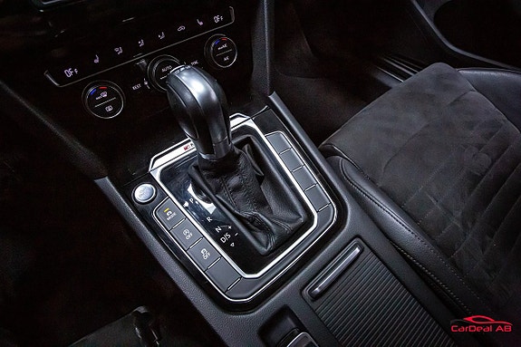 Volkswagen Passat 28 of 28