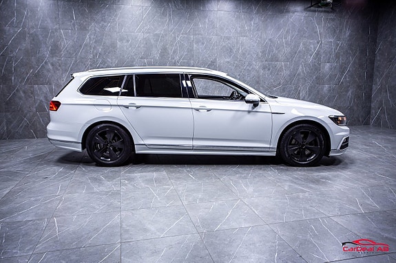 Volkswagen Passat 8 of 28