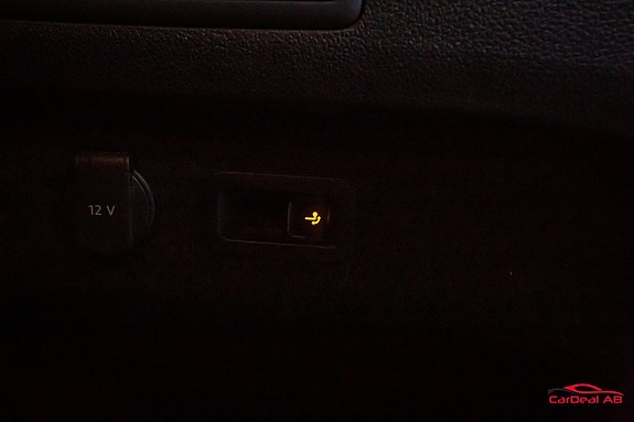 Volkswagen Passat 20 of 28