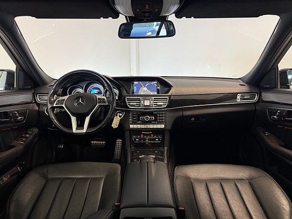 Mercedes-Benz E400 5 of 15