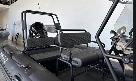 HIGHFIELD Patrol 660 – Mercury 200 V6 – Nya styrkonsolen 4 of 6