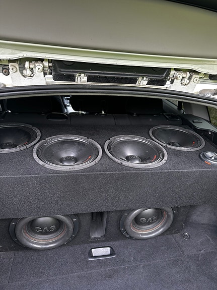 BMW 318d 4 of 4