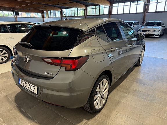 Opel Astra 6 of 18