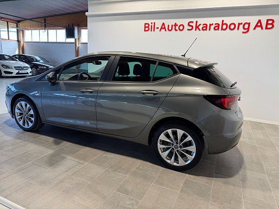 Opel Astra 3 of 5