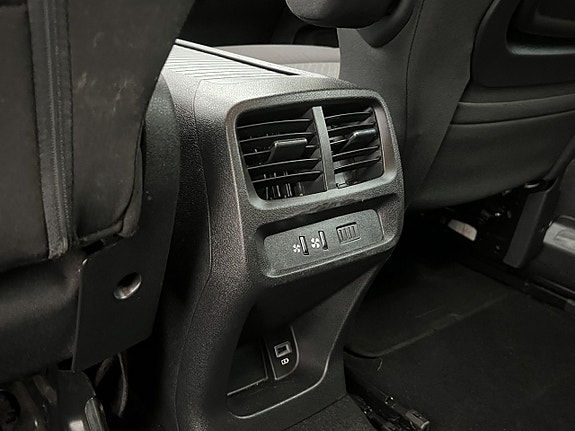 Peugeot Rifter 28 of 30