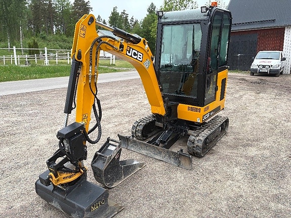 JCB 19 C-1