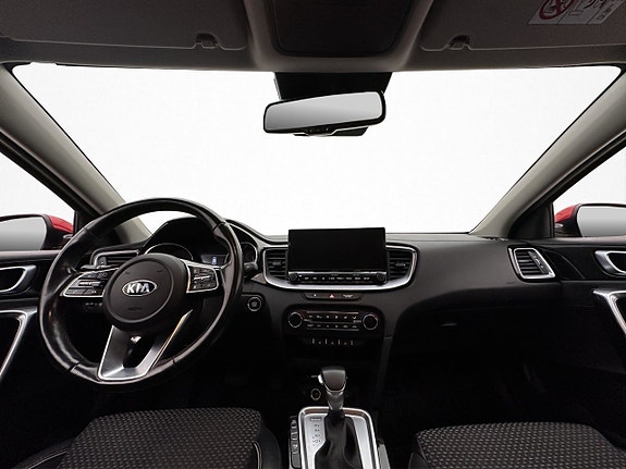 Kia Ceed 12 of 30