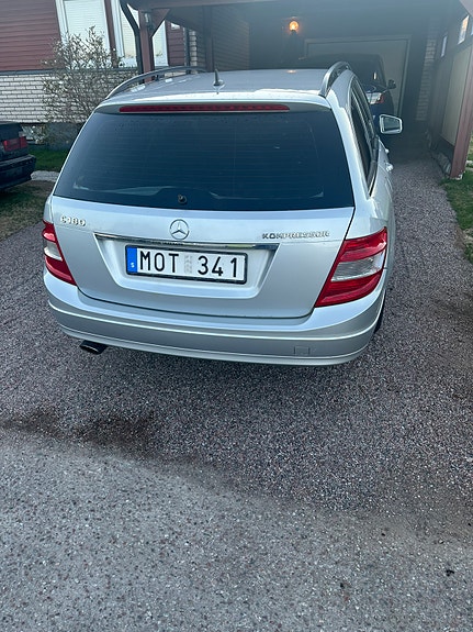 Mercedes-Benz C180 5 of 5