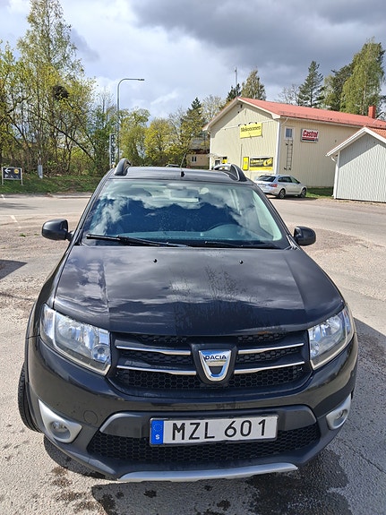 Dacia Sandero Stepway 2 of 5