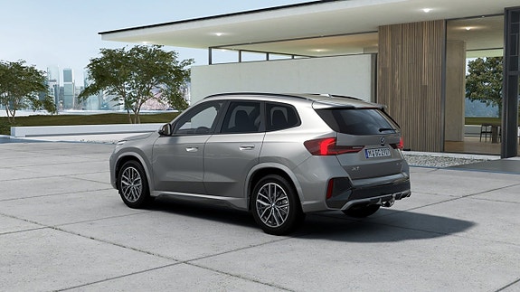 BMW X1 2 of 5