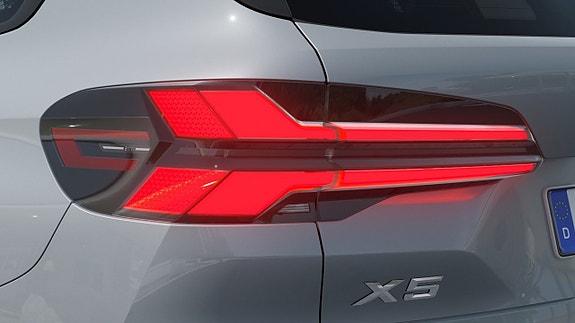 BMW X5 8 of 13