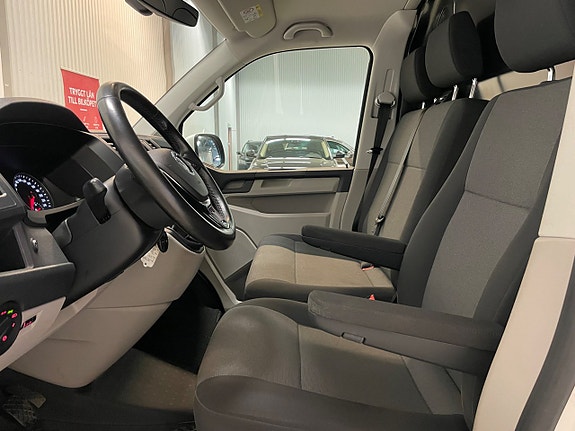 Volkswagen Transporter 14 of 21