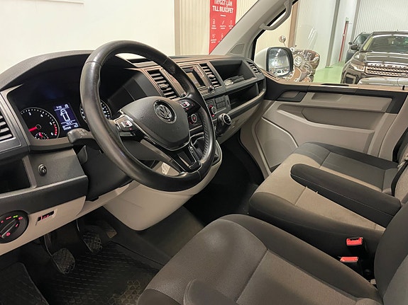 Volkswagen Transporter 15 of 21