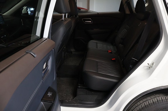 Nissan X-Trail 5 of 5