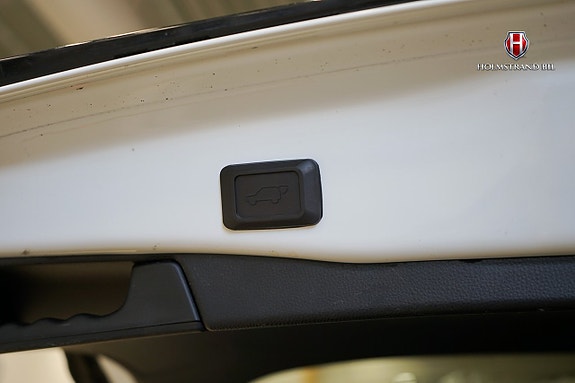 Toyota RAV4 24 of 25