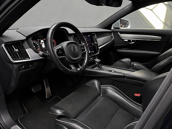 Volvo V90 8 of 12