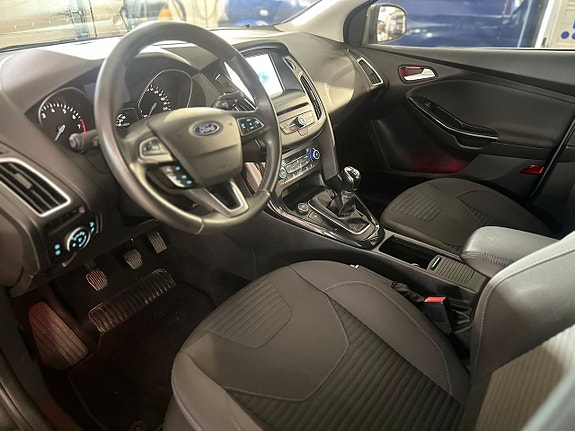 Ford Focus 6 of 15
