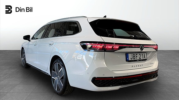Volkswagen Passat 5 of 5