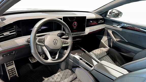 Volkswagen Passat 3 of 5