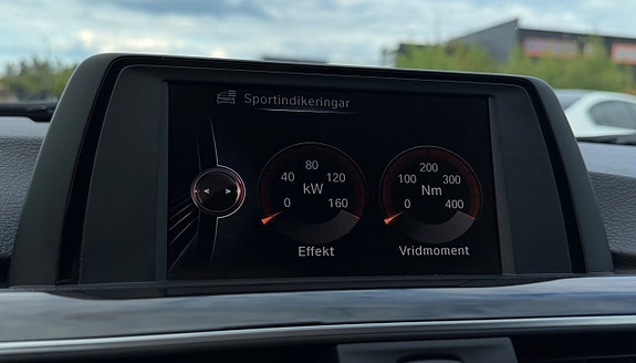 BMW 318d 27 of 30