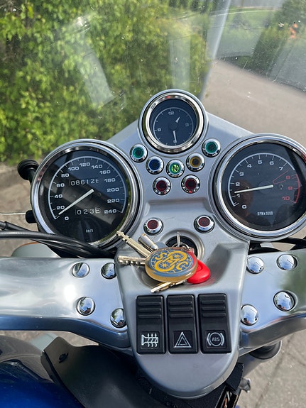 BMW R 1100 R 4 of 4