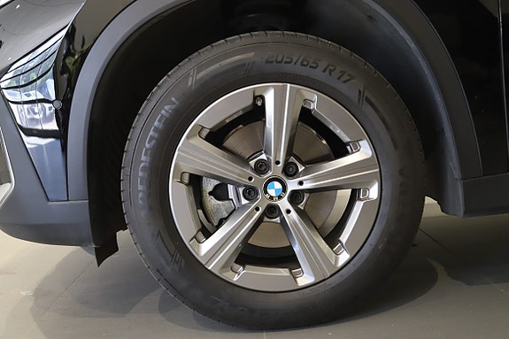 BMW X1 4 of 5
