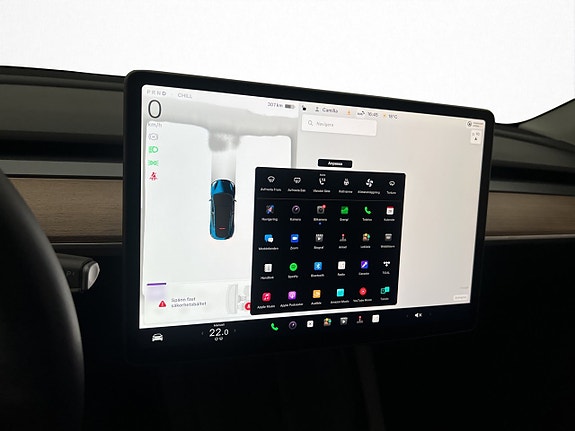 Tesla Model Y 17 of 30