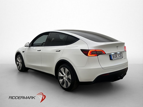 Tesla Model Y 6 of 30