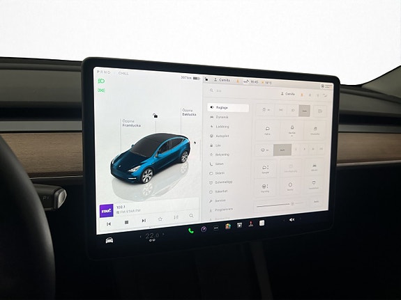 Tesla Model Y 19 of 30