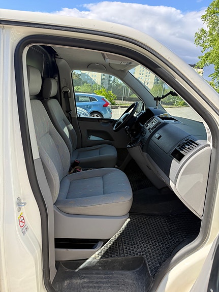 Volkswagen Transporter 4 of 5
