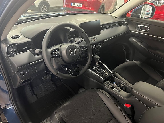 Honda HR-V 5 of 16