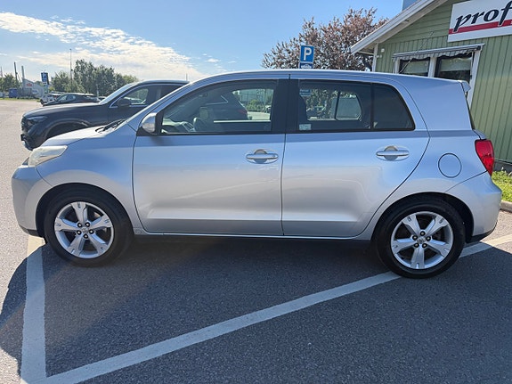 Toyota Urban Cruiser 2 of 21