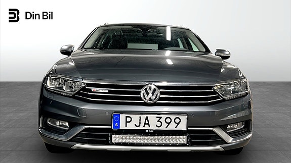 Volkswagen Passat 4 of 5