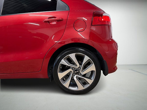 Kia Rio 6 of 18